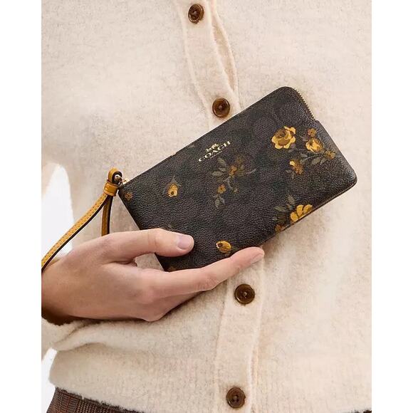 NWT Coach Corner Zip Wristlet Signature Canvas With Floral CCL19 Walnut/Yellow - Picture 7 of 7